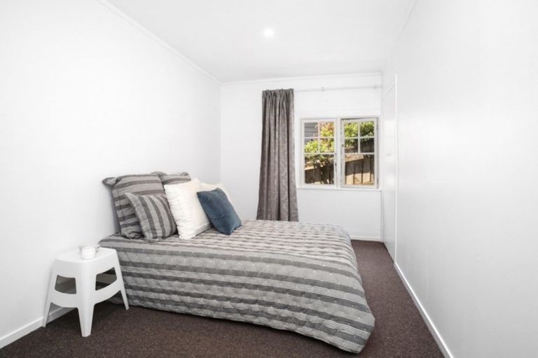 Photo of property in 20 Pinnacle Street, Seatoun, Wellington, 6022