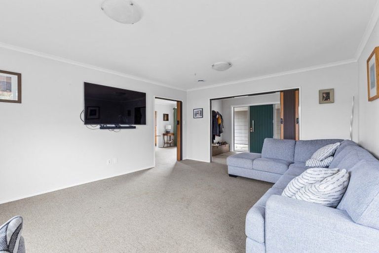 Photo of property in 15 Mudgway Place, Awapuni, Palmerston North, 4412