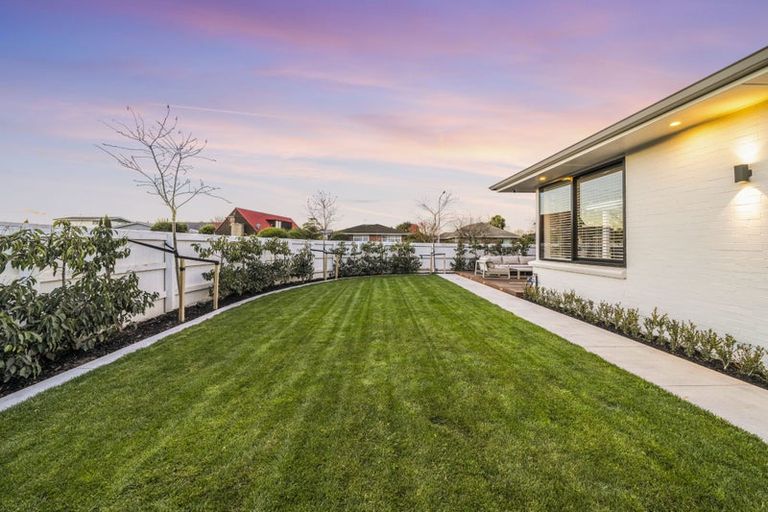 Photo of property in 23 Birkenhead Street, Avonhead, Christchurch, 8042