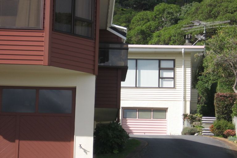 Photo of property in 15a Cavendish Square, Strathmore Park, Wellington, 6022