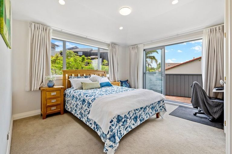 Photo of property in 20 Centennial Place, Campbells Bay, Auckland, 0630