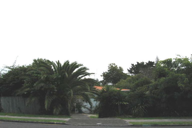 Photo of property in 112 Deep Creek Road, Torbay, Auckland, 0630