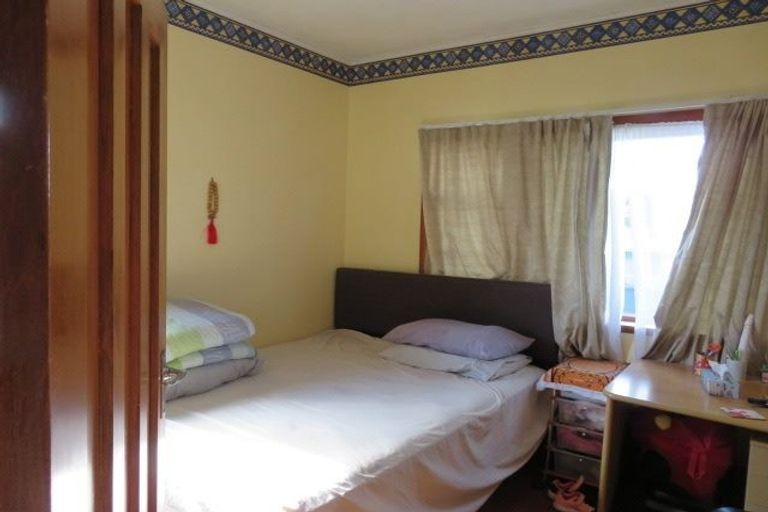 Photo of property in 2/187 Knights Road, Hutt Central, Lower Hutt, 5011