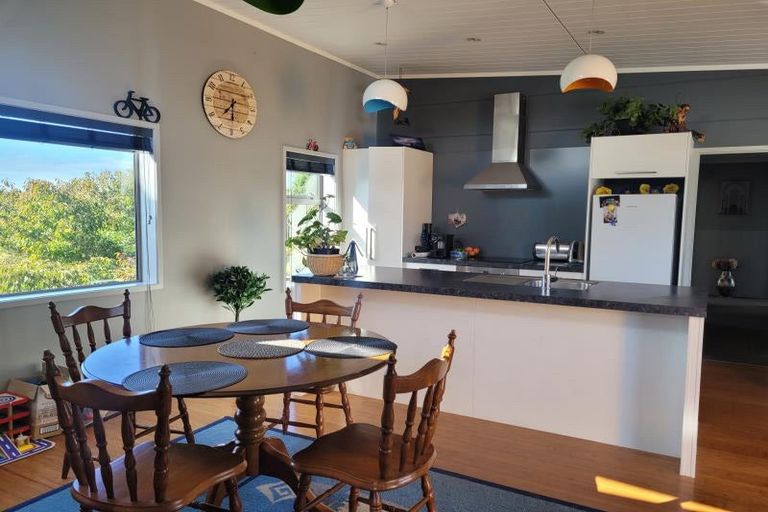 Photo of property in 461-465 Carrington Street, Upper Vogeltown, New Plymouth, 4310