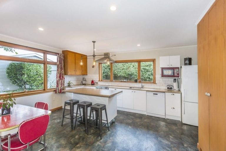 Photo of property in 73 Johns Road, Belfast, Christchurch, 8051