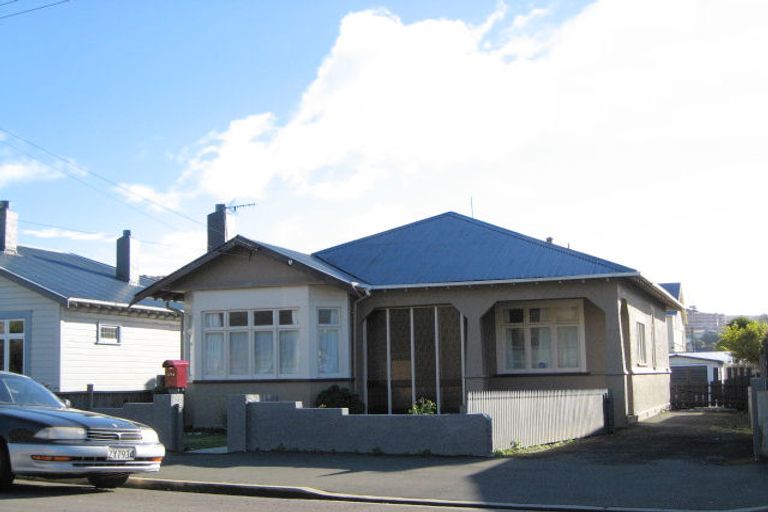 Photo of property in 174 Victoria Road, Saint Clair, Dunedin, 9012