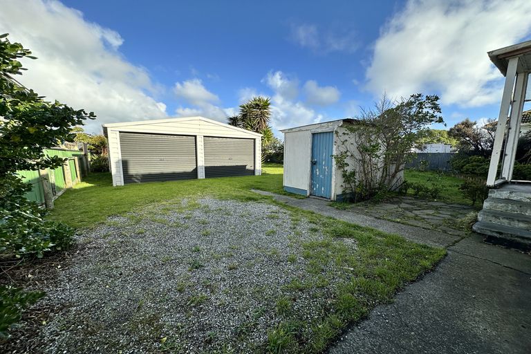 Photo of property in 141 Puriri Street, Castlecliff, Whanganui, 4501