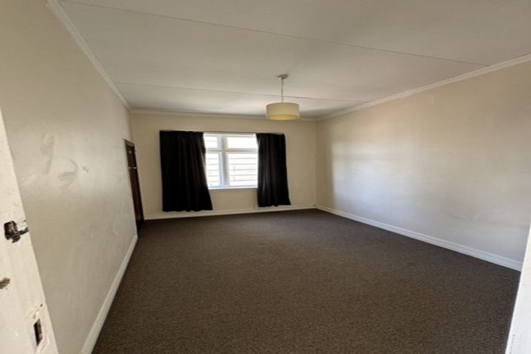 Photo of property in 26 Brougham Street, Mount Victoria, Wellington, 6011