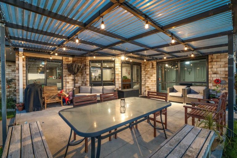 Photo of property in 7 Donelle Place, Te Puke, 3119