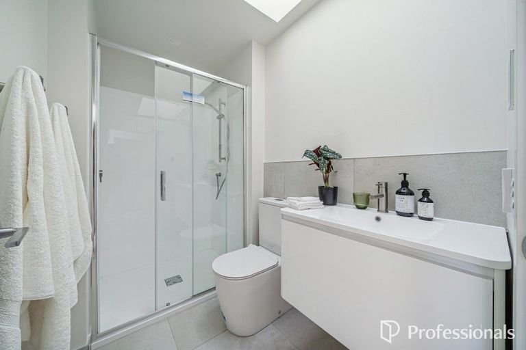 Photo of property in 11 Collingwood Street, Waterloo, Lower Hutt, 5011