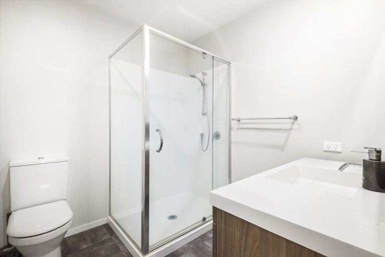 Photo of property in Norfolk Apartments, 305/19 Bute Road, Browns Bay, Auckland, 0630