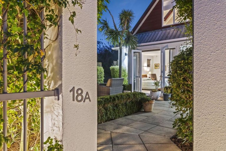 Photo of property in 18a Garden Road, Raumati Beach, Paraparaumu, 5032