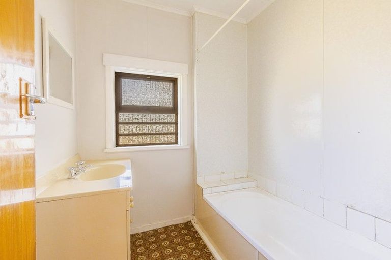 Photo of property in 99 Coverdale Street, Onekawa, Napier, 4110