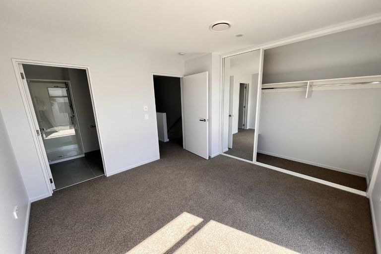 Photo of property in 3/10 New Brighton Road, Shirley, Christchurch, 8061