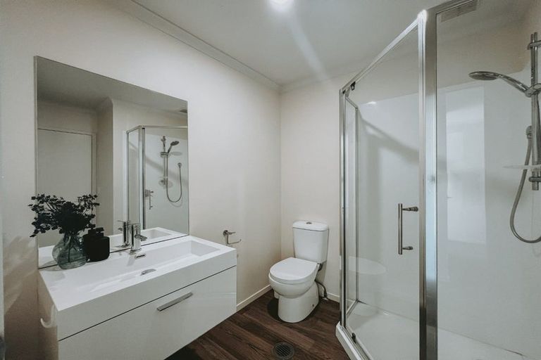 Photo of property in 1/215 Massey Street, Frankton, Hamilton, 3204