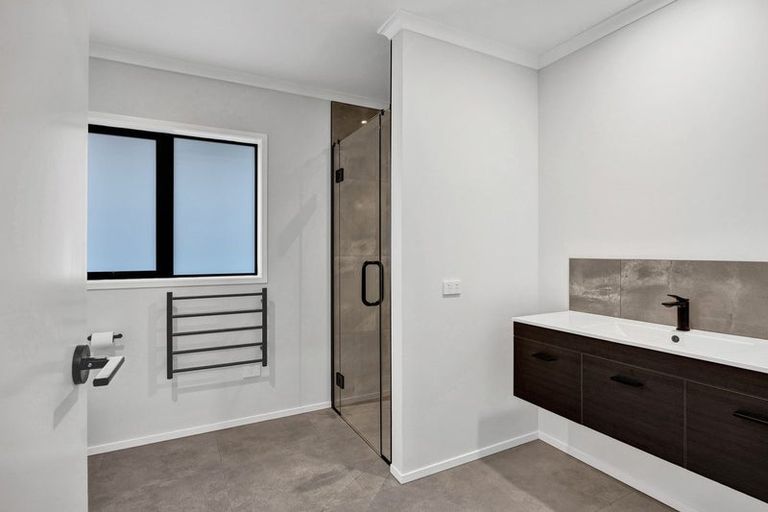 Photo of property in 30a Hunter Street, Hawera, 4610