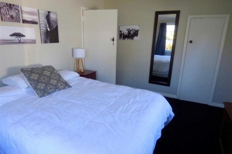 Photo of property in 1/9 Tarahua Road, Vogeltown, New Plymouth, 4310