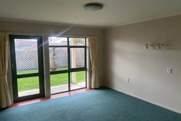 Photo of property in 79 Rangiora Avenue, Roslyn, Palmerston North, 4414