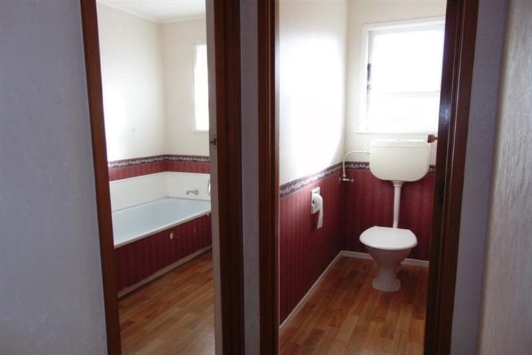 Photo of property in 225 Westminster Avenue, Tamatea, Napier, 4112