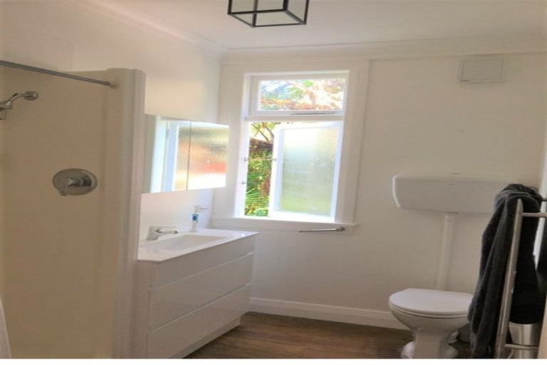 Photo of property in 7 Asquith Terrace, Brooklyn, Wellington, 6021