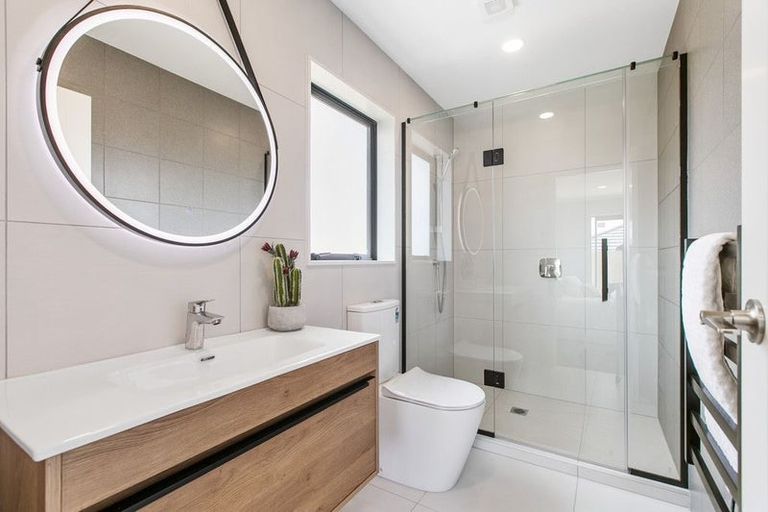 Photo of property in 30 Melgran Avenue, Papakura, 2110