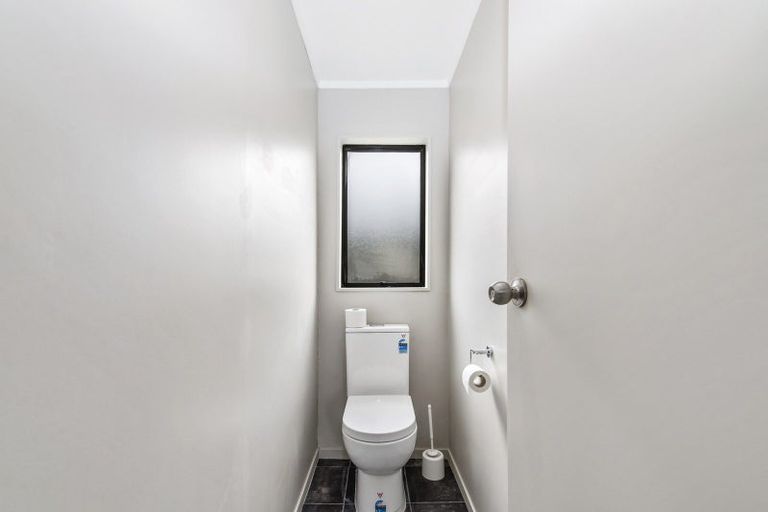 Photo of property in 50a Pohutukawa Drive, Owhata, Rotorua, 3010