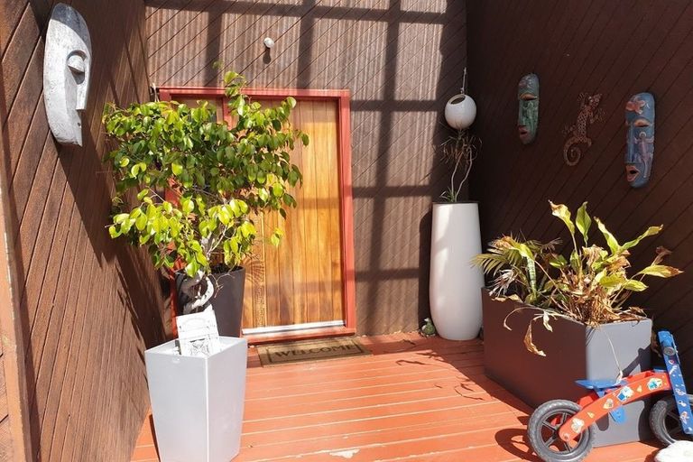 Photo of property in 14 Halladale Road, Papakowhai, Porirua, 5024