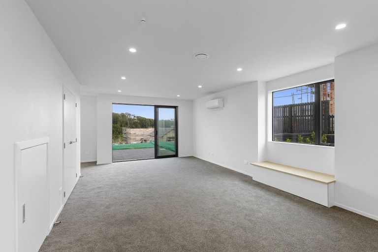 Photo of property in 58 Oakum Road, Whitby, 5024