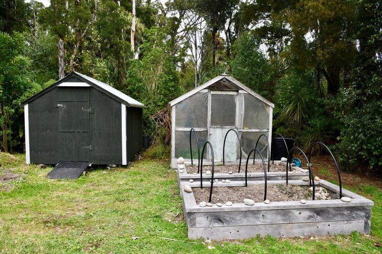 Photo of property in 4589 Karamea Highway, Karamea, 7893
