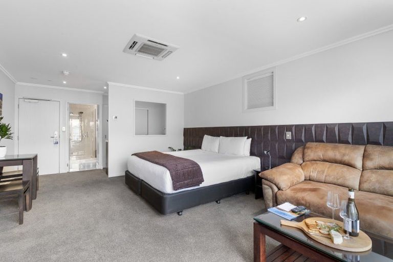 Photo of property in 4b Rahoy Close, Mount Pisa, Cromwell, 9383