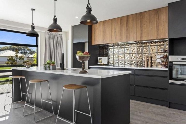 Photo of property in 1 Jasmine Street, Woodend, 7610