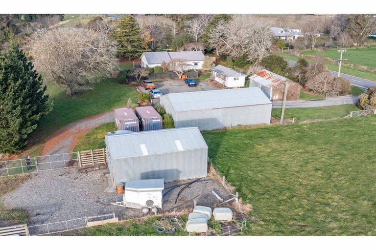 Photo of property in 2208 Old West Coast Road, Kirwee, Christchurch, 7671