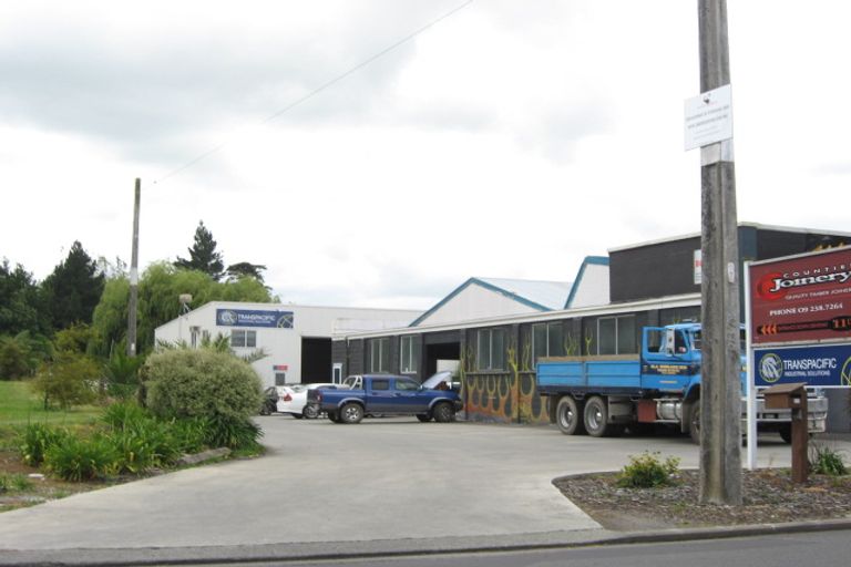 Photo of property in 274 Queen Street, Pukekohe, 2120