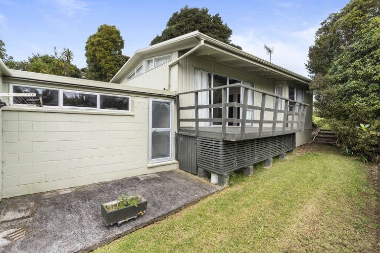 Photo of property in 14 Tui Vale Road, Shelly Park, Auckland, 2014