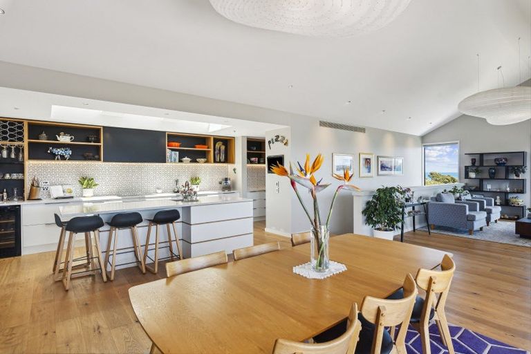 Photo of property in 15 Karekare Road, Raumati South, Paraparaumu, 5032