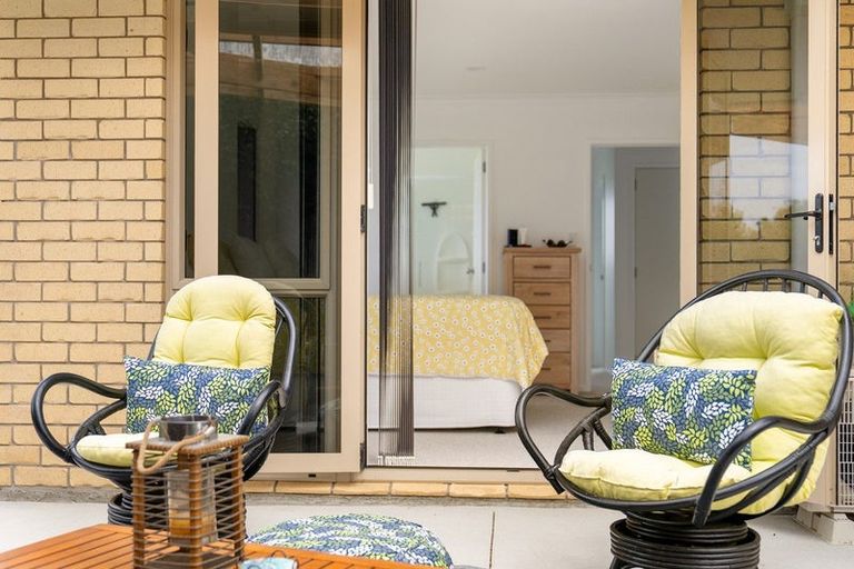 Photo of property in 3 Stenning Place, Papamoa Beach, Papamoa, 3118