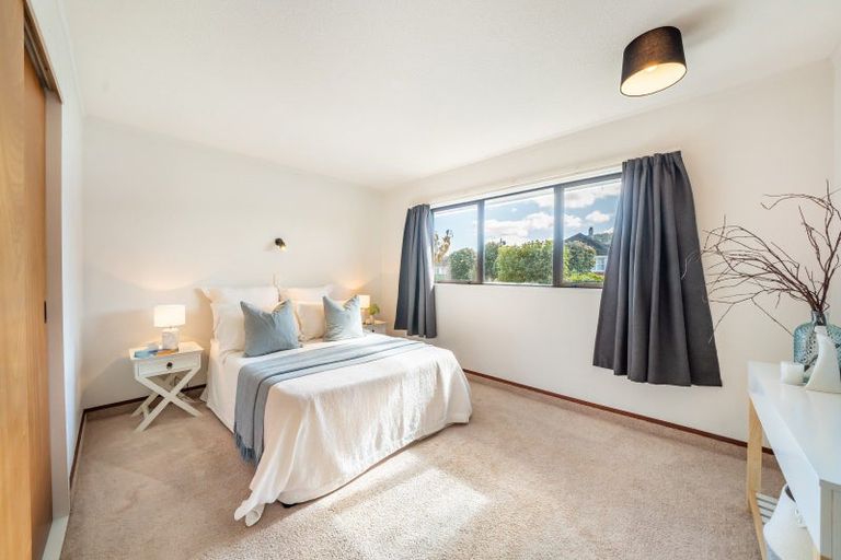 Photo of property in 52 Mcparland Street, Ebdentown, Upper Hutt, 5018