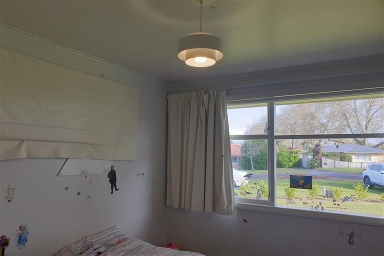 Photo of property in 3 Frame Street, Leamington, Cambridge, 3432