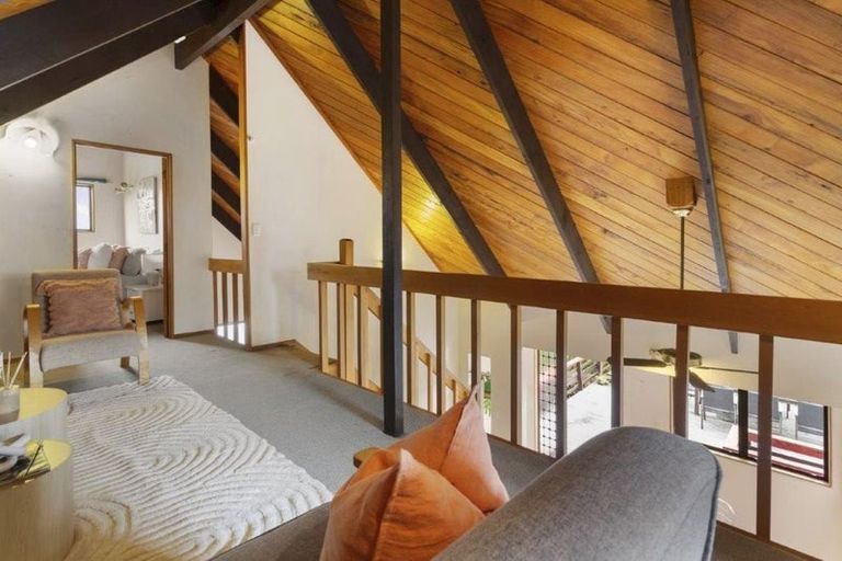 Photo of property in 16a Pah Road, Onerahi, Whangarei, 0110