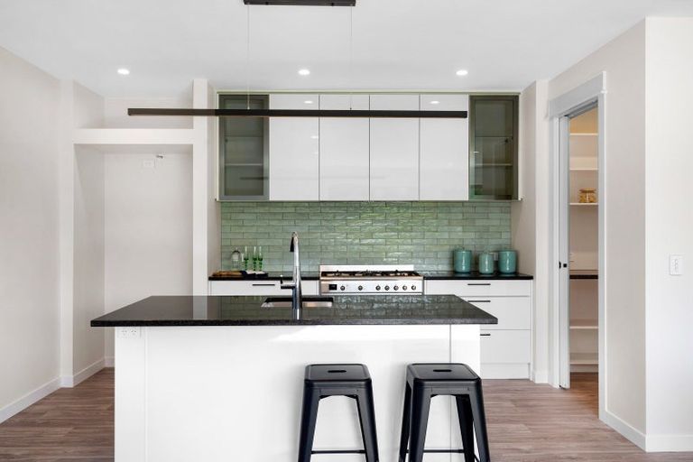 Photo of property in 27 Arihi Crescent, Frimley, Hastings, 4120