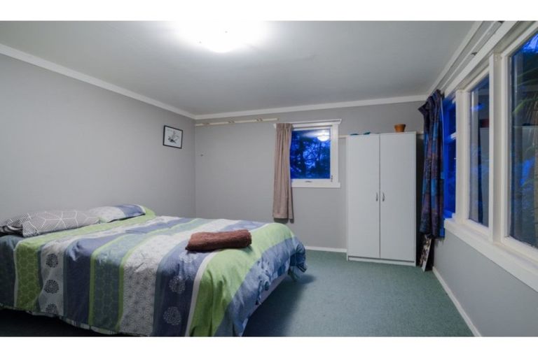 Photo of property in 203 Mangakura Road, Helensville, 0875