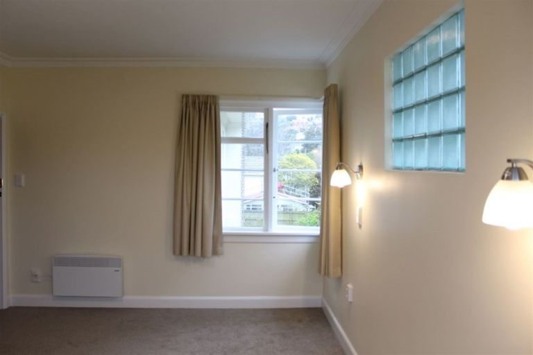 Photo of property in 12 Wallace Street, Roslyn, Dunedin, 9010