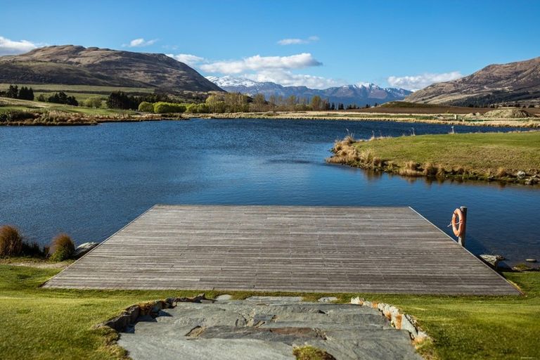 Photo of property in 11 Bretby Court, Jacks Point, Queenstown, 9371