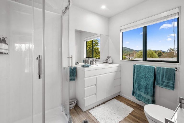 Photo of property in 3 Yasmin Lane, Kinloch, Taupo, 3377