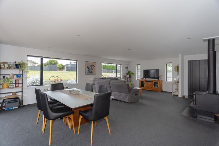 Photo of property in 12a Sussex Street, Weston, Oamaru, 9401