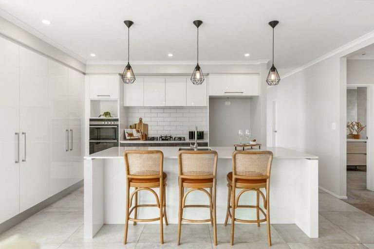 Photo of property in 30 Tyler Davies Drive, Red Beach, 0932