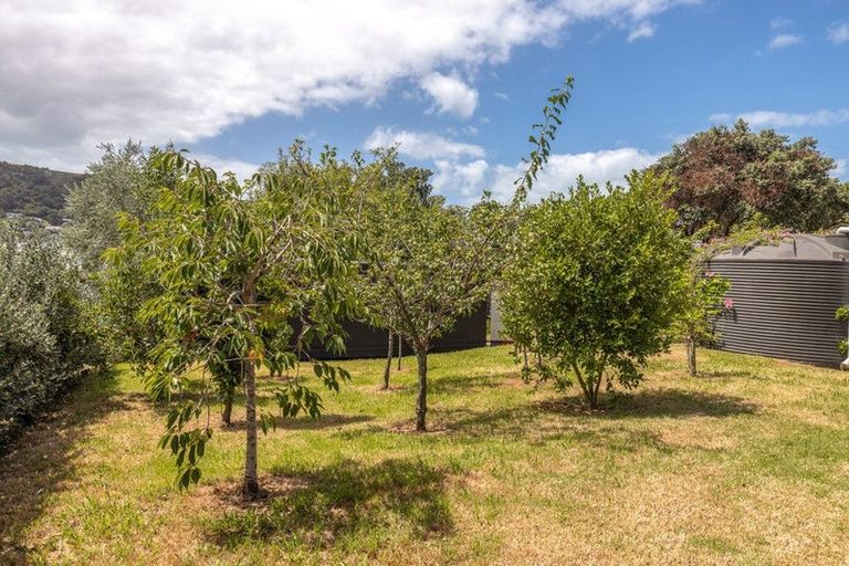 Photo of property in 19 Sea View Road, Ostend, Waiheke Island, 1081
