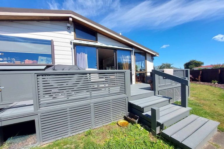 Photo of property in 1 Perth Street, Levin, 5510