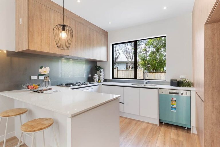 Photo of property in 54c Bleakhouse Road, Howick, Auckland, 2014