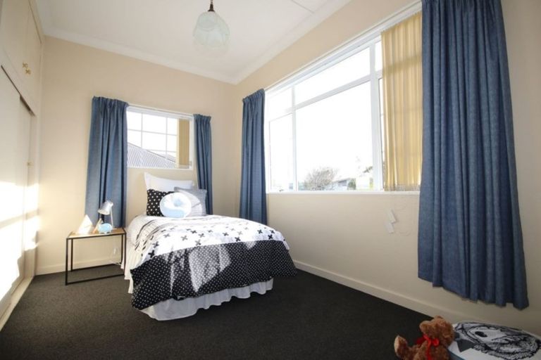 Photo of property in 207 Chelmsford Street, Waverley, Invercargill, 9810